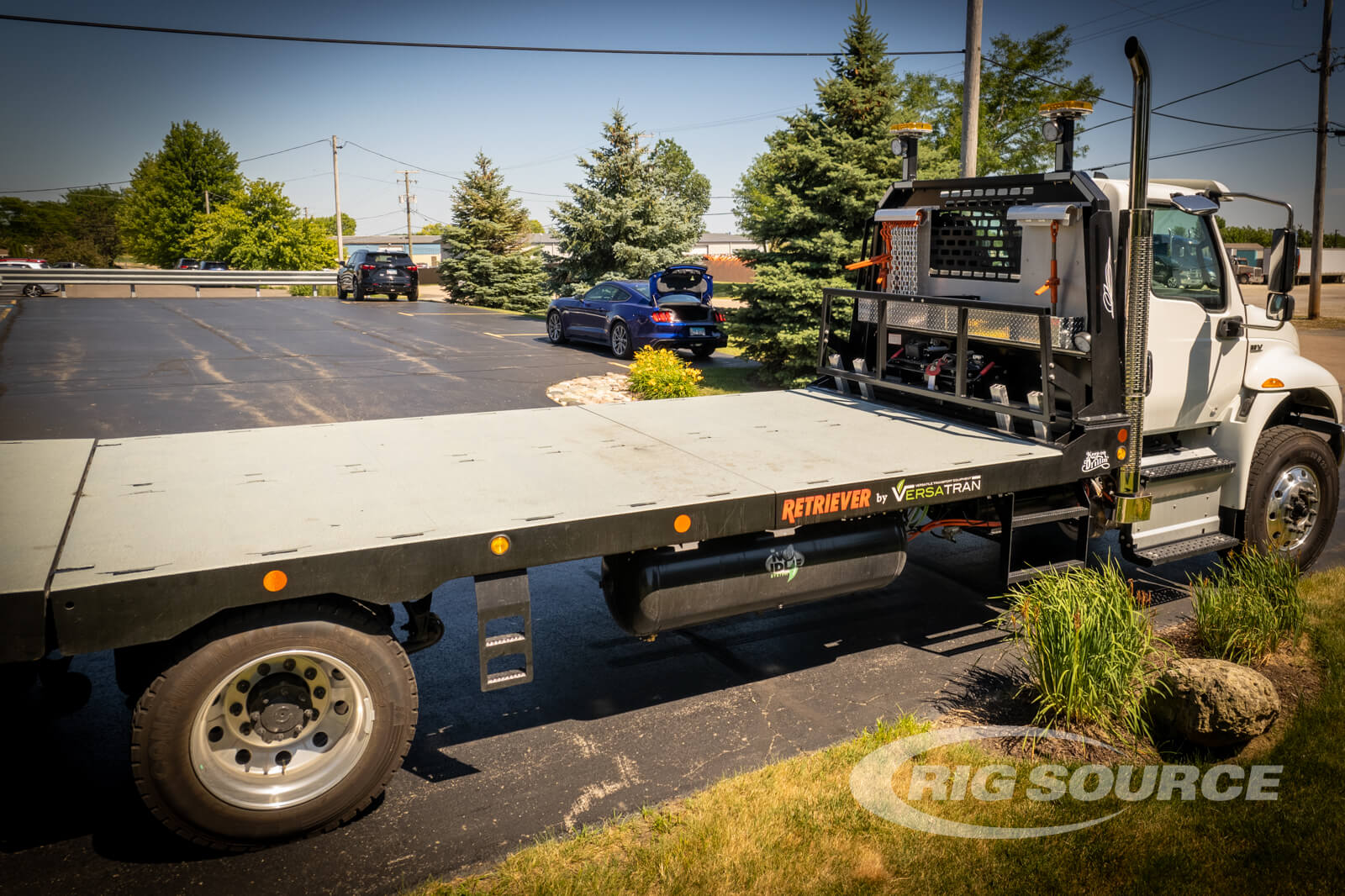 Versatran 15T Retriever International Trucks Chassis